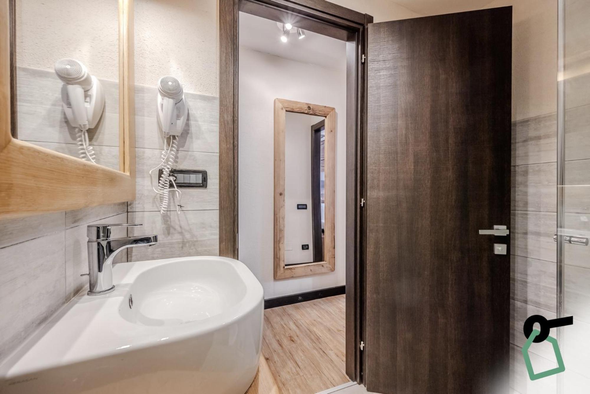 Hotiday Chalet Sestriere Vialattea Exteriör bild