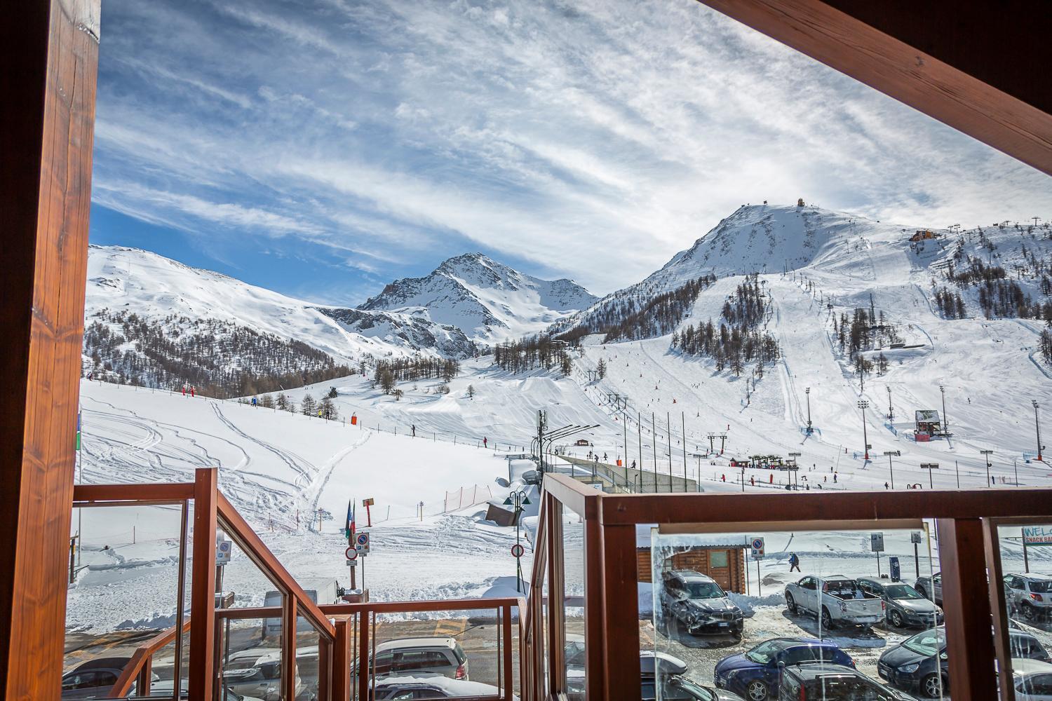 Hotiday Chalet Sestriere Vialattea Exteriör bild